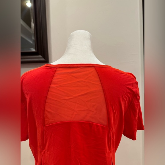 🔴LULULEMON- Sculpt Short-Sleeve Shirt🔴 - Picture 4 of 8